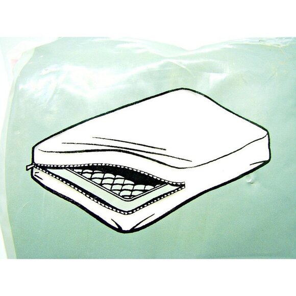 Basic Bedding Zippered Vinyl Mattress Protector - Picture 6 of 8